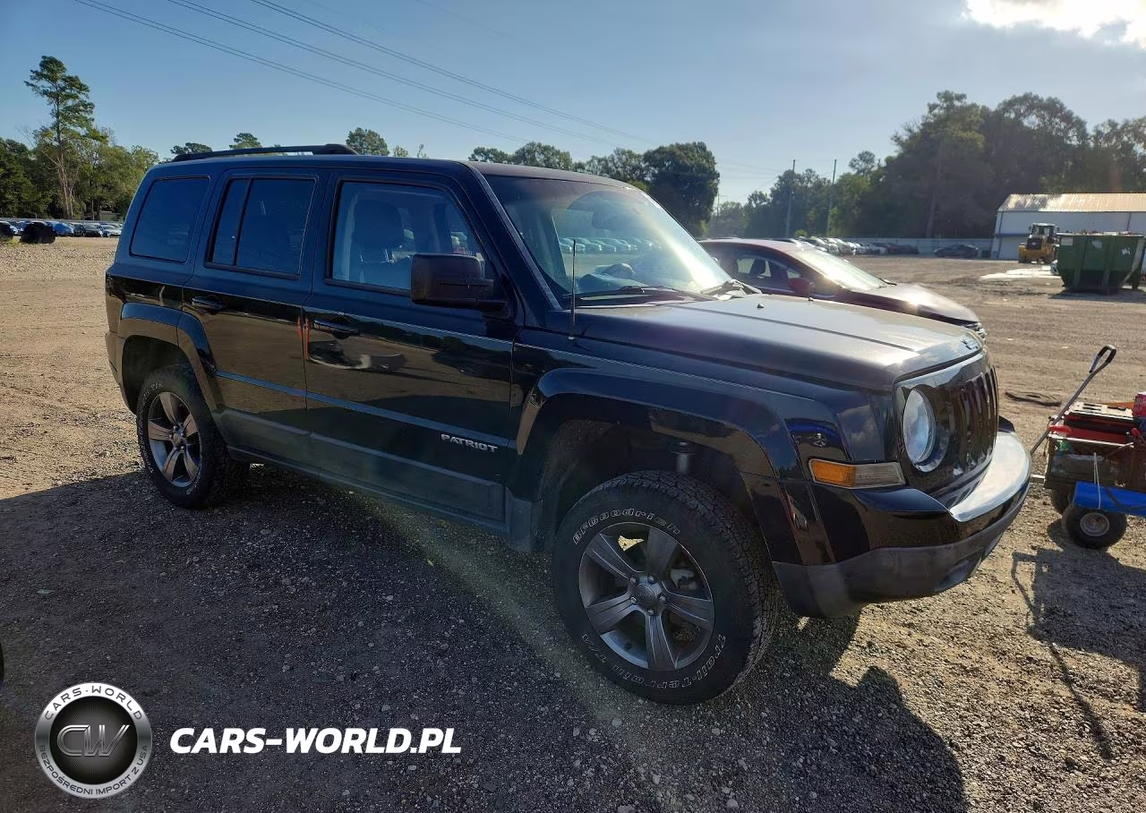 2015 Jeep Patriot Latitude VIN:1C4NJRFB4FD382888 - 4