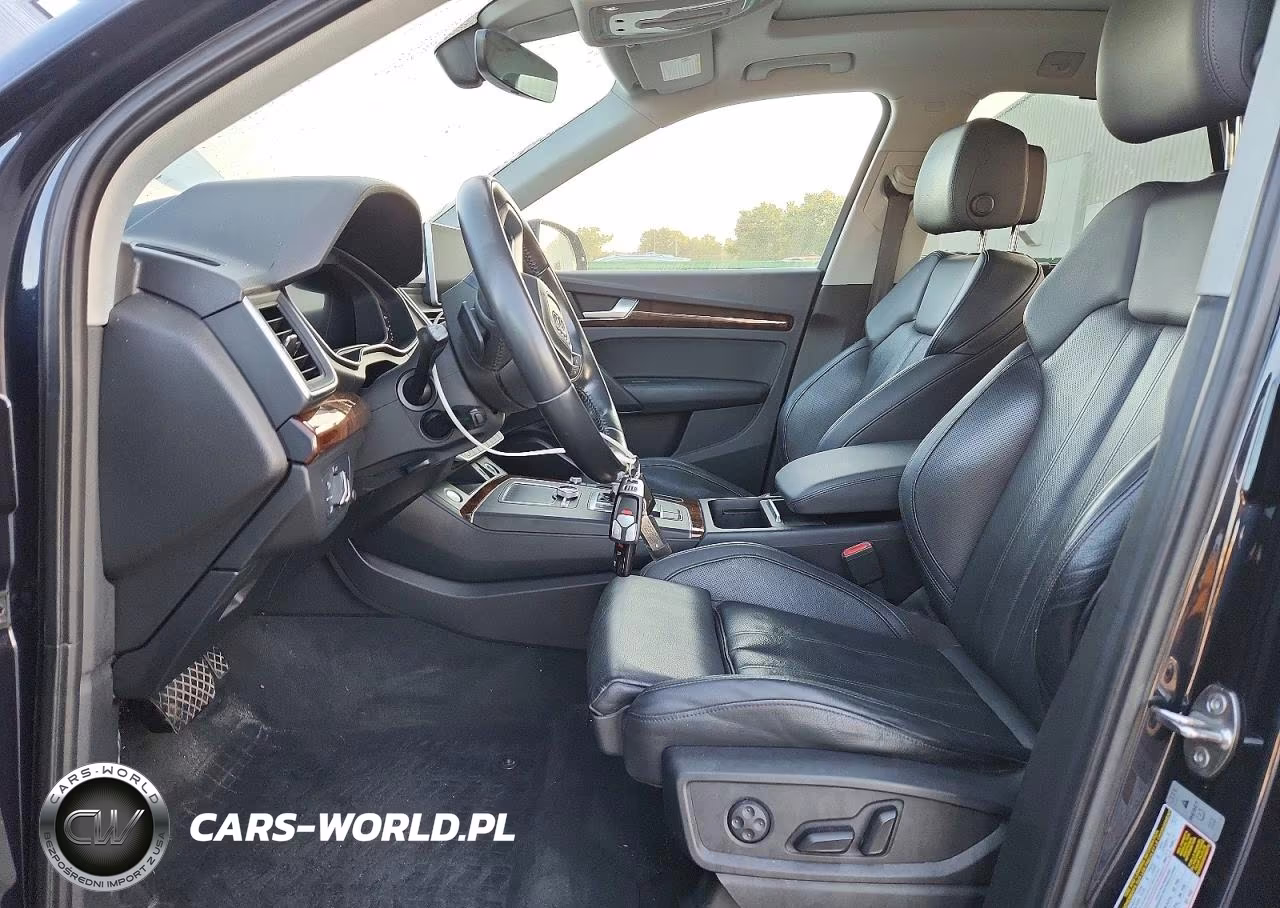 2018 Audi Q5 Premium Plus VIN:WA1BNAFY2J2080933 - 7