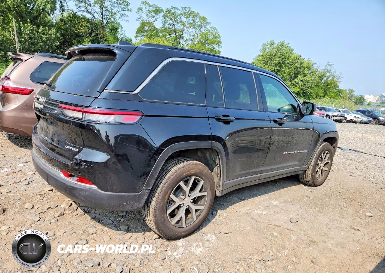 2025 Jeep Grand Cherokee Limited VIN:1C4RJHBG3SC332884 - 3
