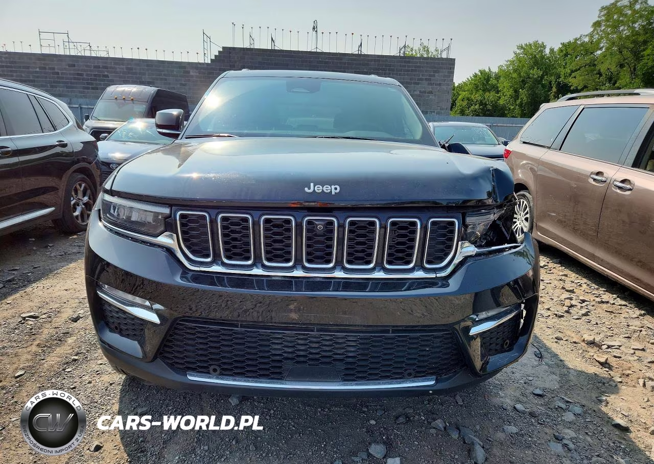 2025 Jeep Grand Cherokee Limited VIN:1C4RJHBG3SC332884 - 5