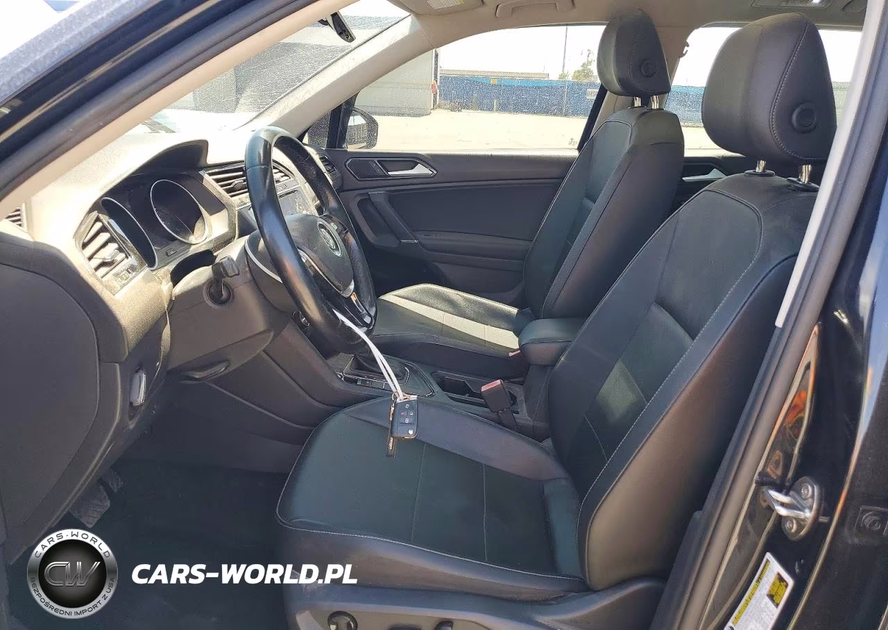2018 Volkswagen Tiguan Se VIN:3VV3B7AX4JM173984 - 7