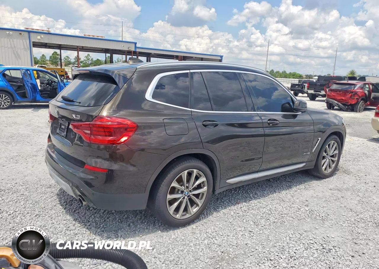 2018 BMW X3 xDrive30I VIN:5UXTR9C52JLC69486 - 3