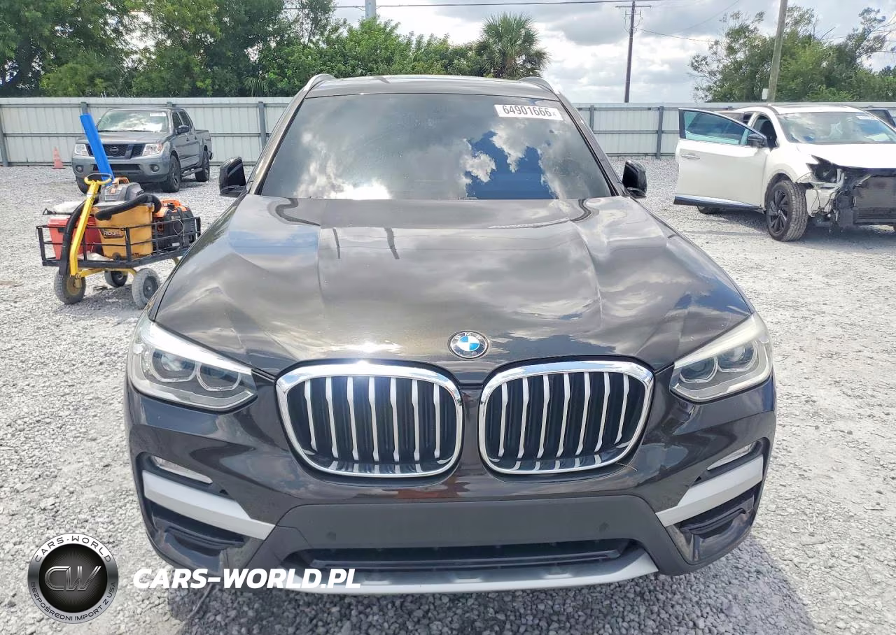 2018 BMW X3 xDrive30I VIN:5UXTR9C52JLC69486 - 5