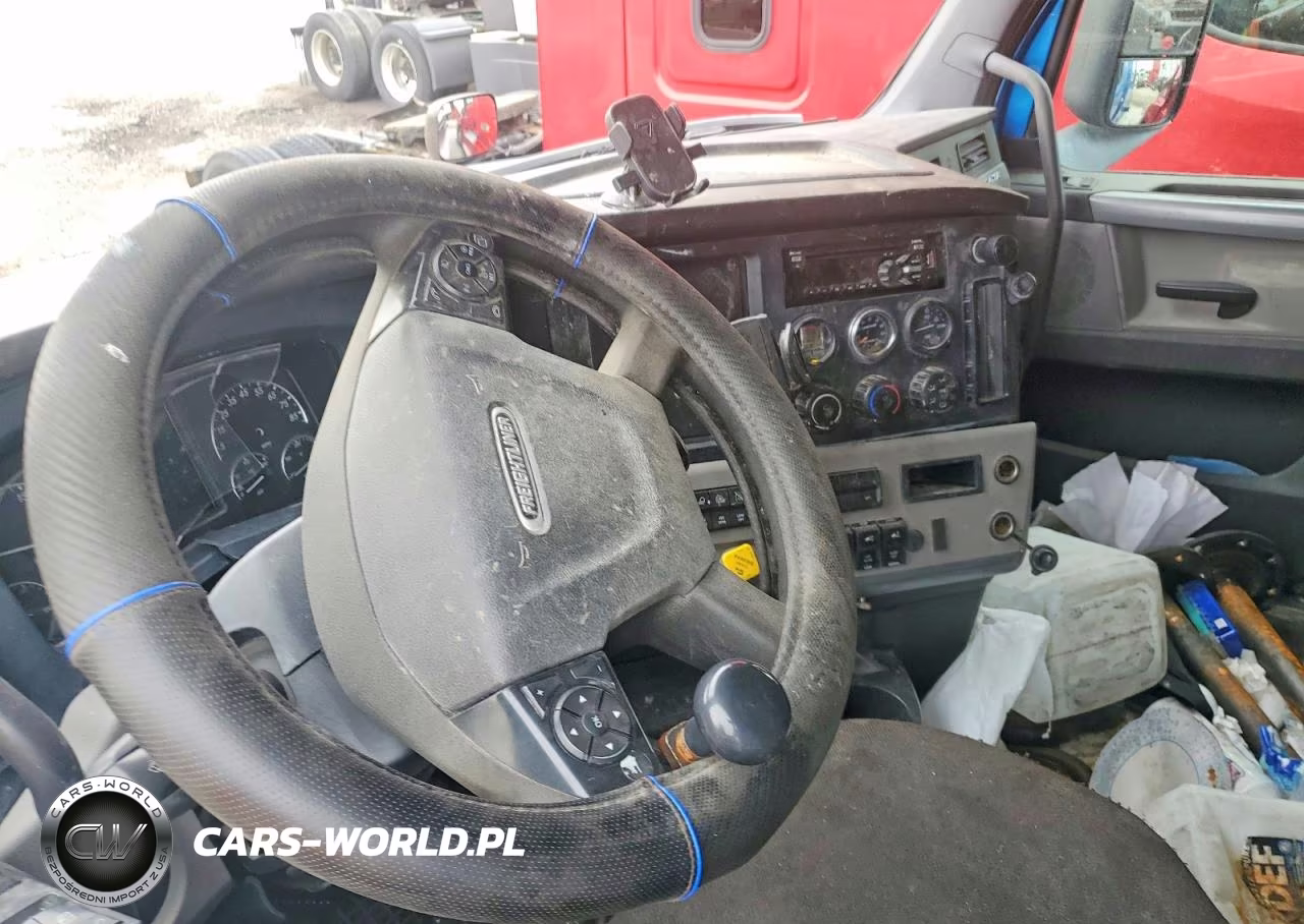 2019 Freightliner Cascadia 126 Semi Truck VIN:3AKJHHDR3KSHU7081 - 8
