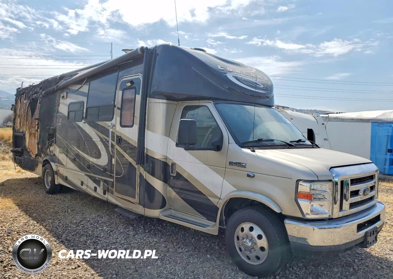 2017 Ford Econoline - Rv
