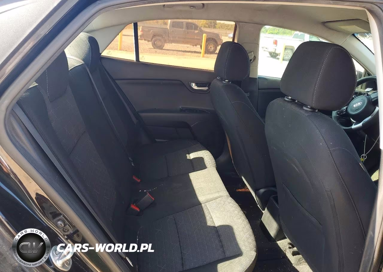 2019 Kia Rio S VIN:3KPA24AB7KE188497 - 10