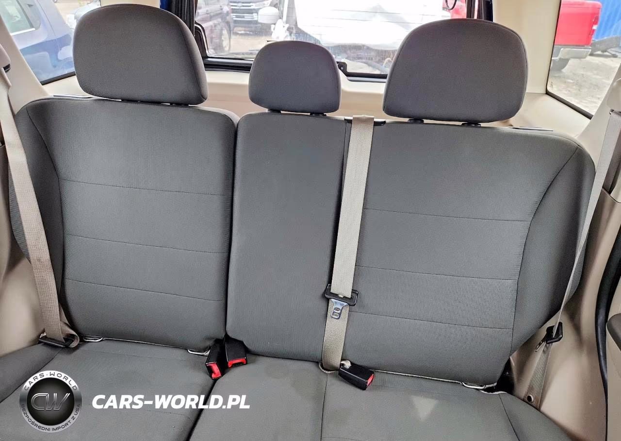2012 Ford Escape Xls VIN:1FMCU0C78CKB29215 - 10