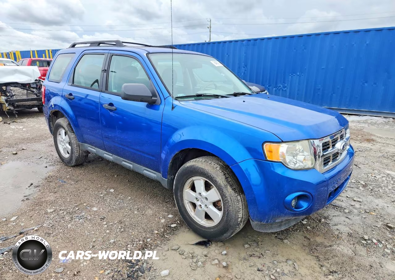 2012 Ford Escape Xls VIN:1FMCU0C78CKB29215 - 4