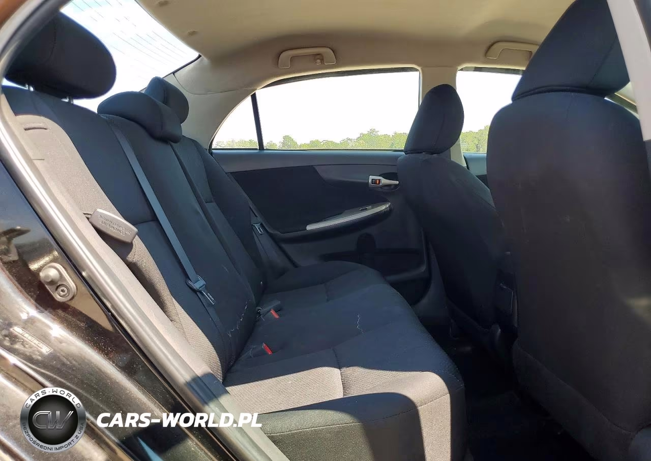 2010 Toyota Corolla S VIN:2T1BU4EE8AC303009 - 10