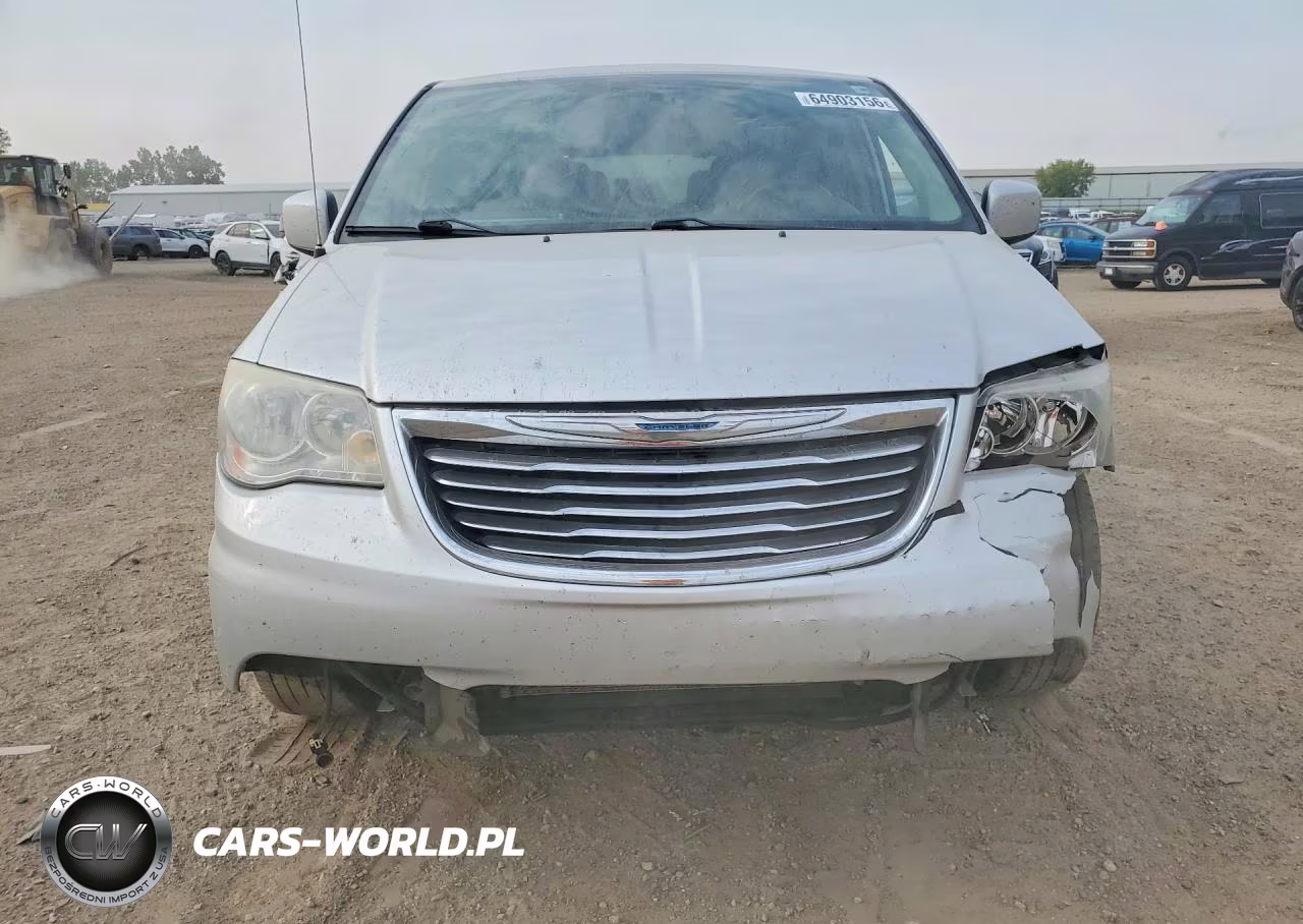 2012 Chrysler Town & Country Touring VIN:2C4RC1BGXCR176109 - 5