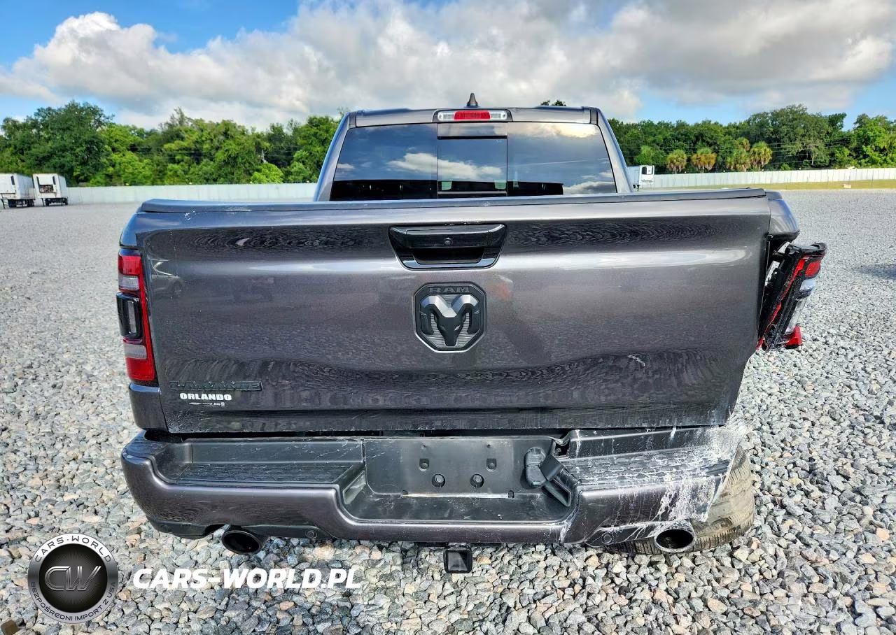 2023 Ram 1500 Laramie VIN:1C6RREJT9PN559974 - 6