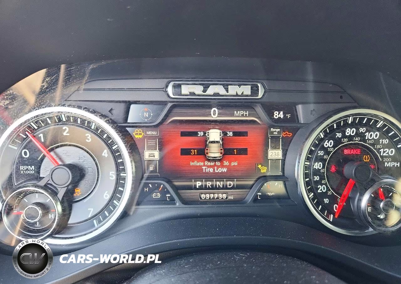 2023 Ram 1500 Laramie VIN:1C6RREJT9PN559974 - 9