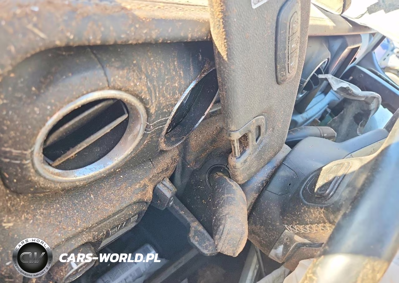 2020 Jeep Gladiator Overland VIN:1C6HJTFGXLL149113 - 9