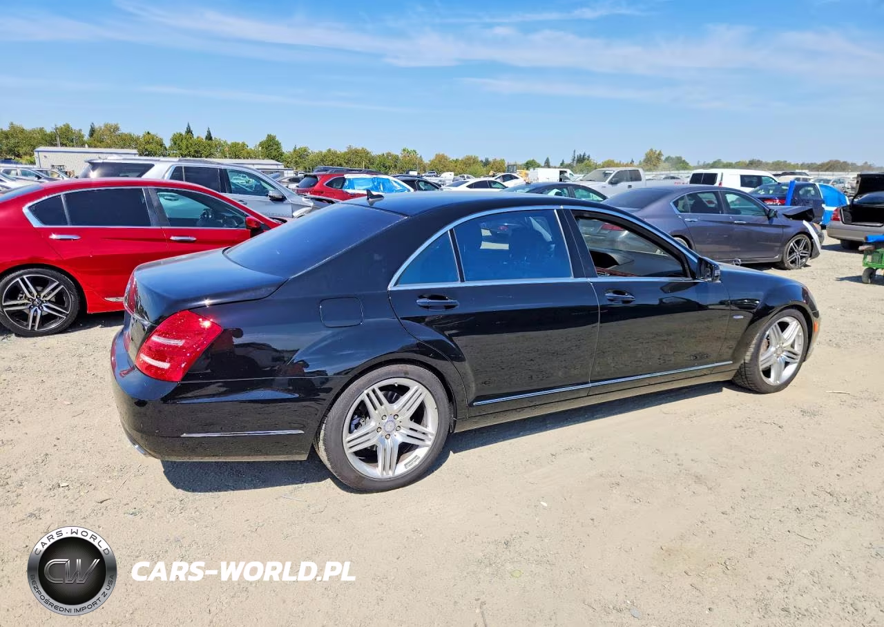 2012 Mercedes-Benz S 550 VIN:WDDNG7DB6CA448995 - 3