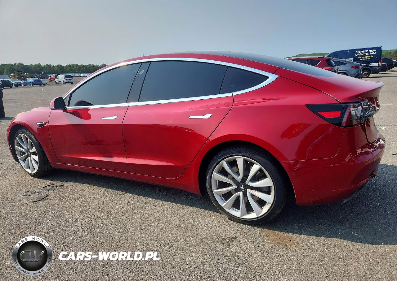 2018 Tesla Model 3 VIN:5YJ3E1EB2JF147552 - 2