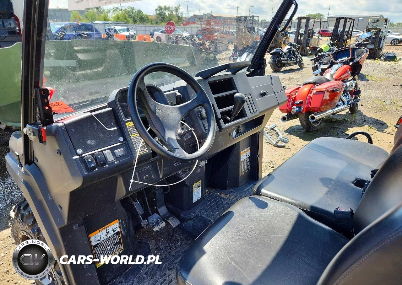 2018 John Deere Xuv835M Utility Vehicle VIN:1M0835MACJM011735 - 10