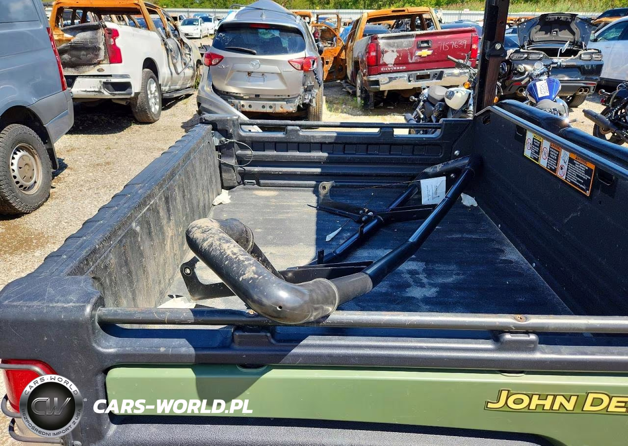 2018 John Deere Xuv835M Utility Vehicle VIN:1M0835MACJM011735 - 6