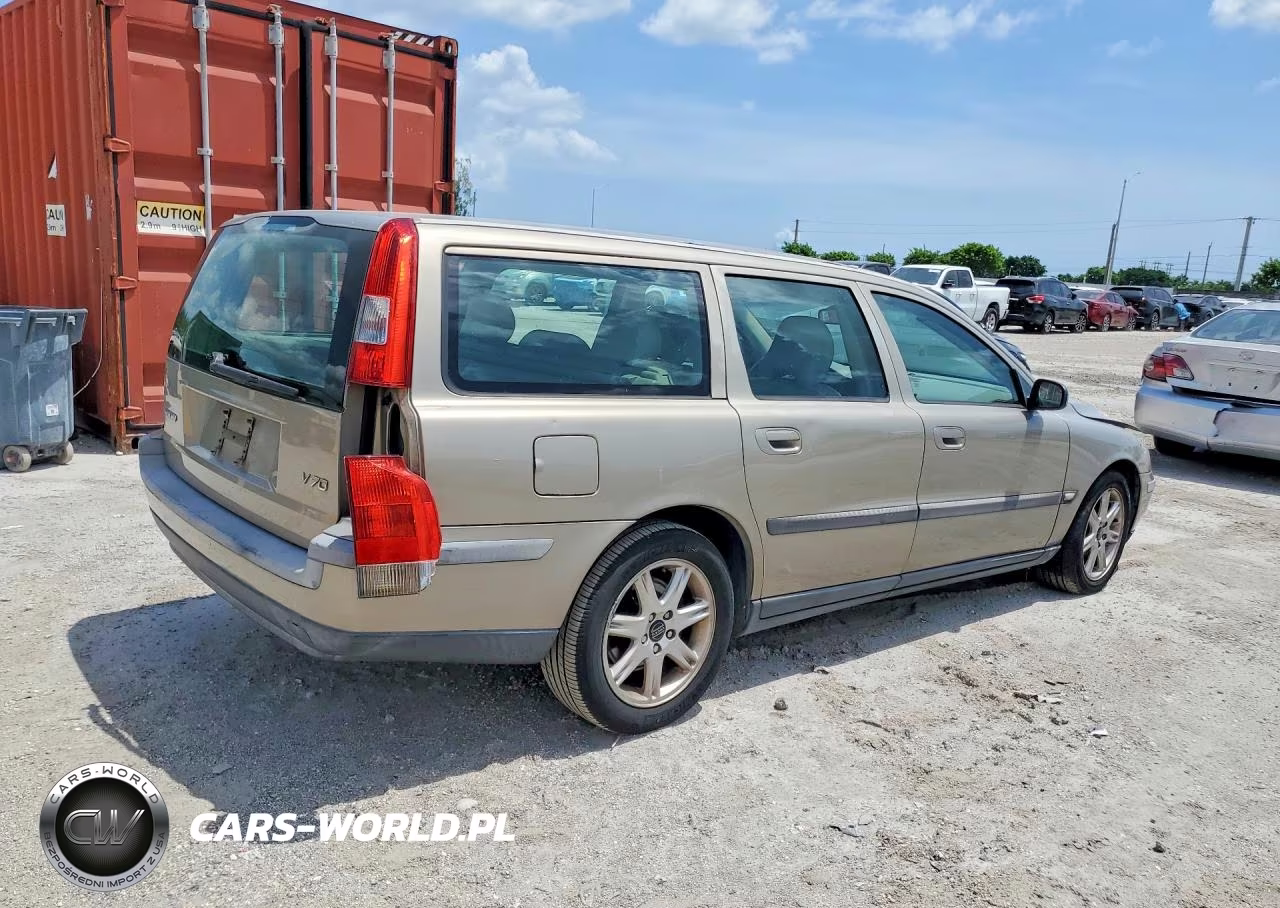 2004 Volvo V70 VIN:YV1SW61TX42383288 - 3