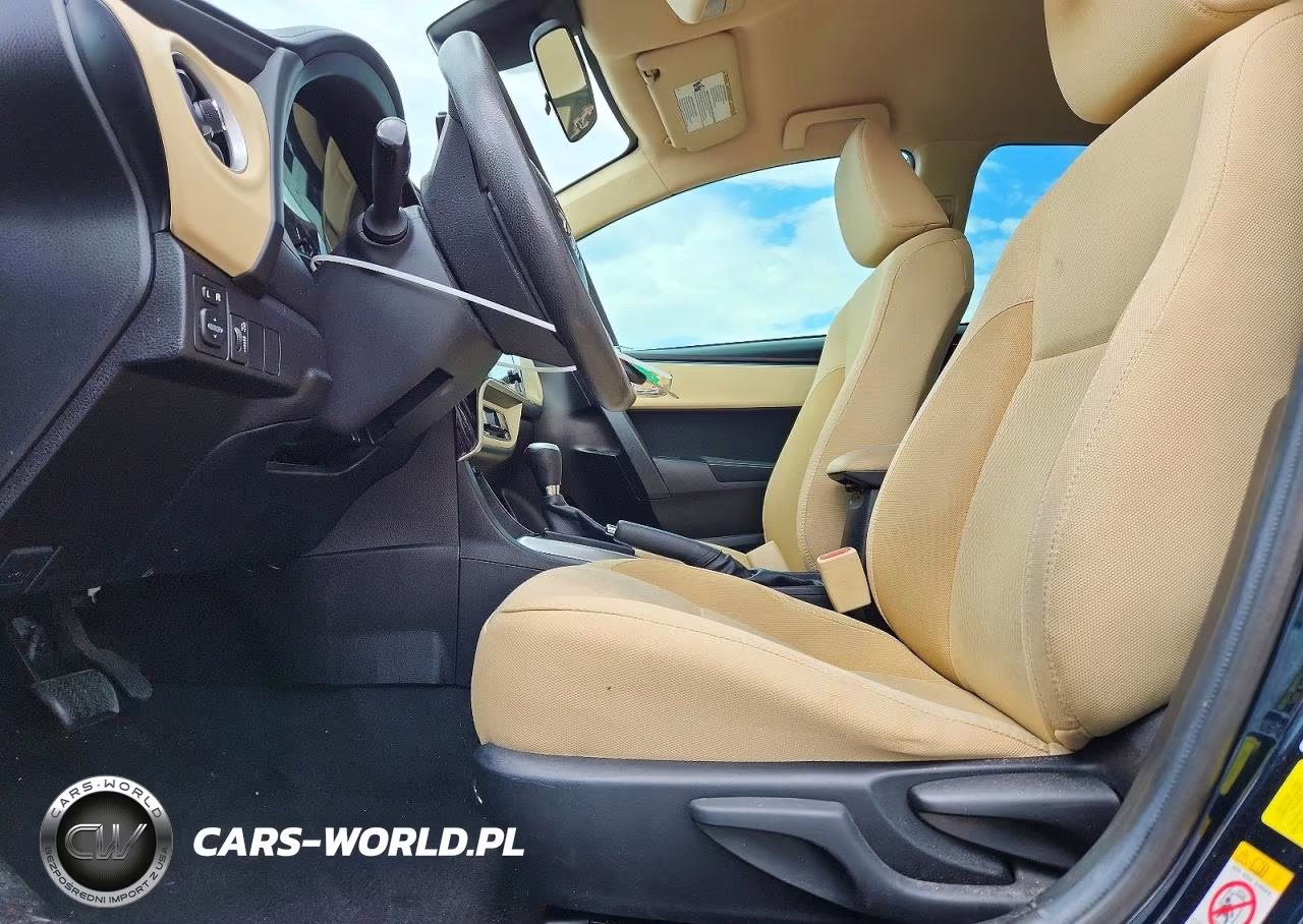 2018 Toyota Corolla Le VIN:5YFBURHE0JP840949 - 7