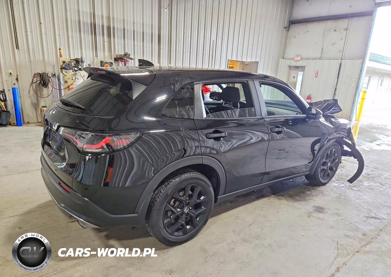 2025 Honda Hr-V Sport VIN:3CZRZ2H5XSM725124 - 3