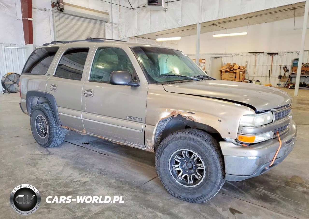 2000 Chevrolet Tahoe K1500 VIN:1GNEK13T4YJ108162 - 4