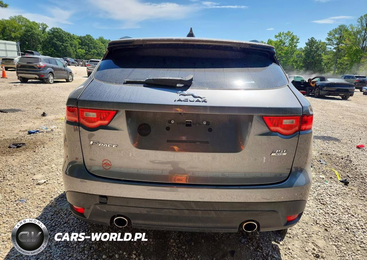 2017 Jaguar F-Pace Premium VIN:SADCJ2BV2HA895113 - 6