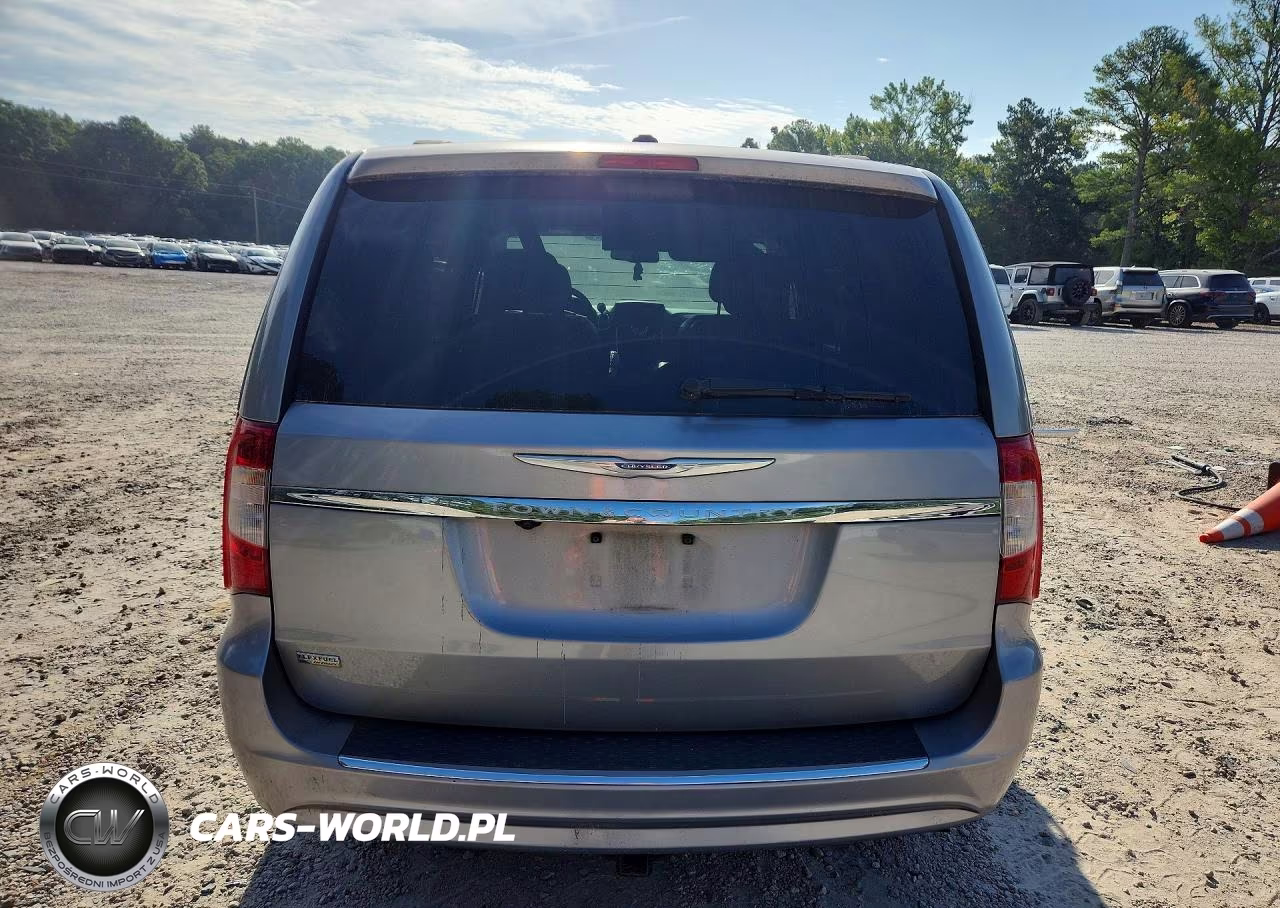2014 Chrysler Town And Country Touring VIN:2C4RC1BG4ER435650 - 6