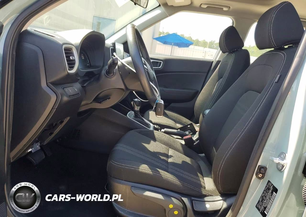 2025 Hyundai Venue Sel VIN:KMHRC8A39SU376208 - 7
