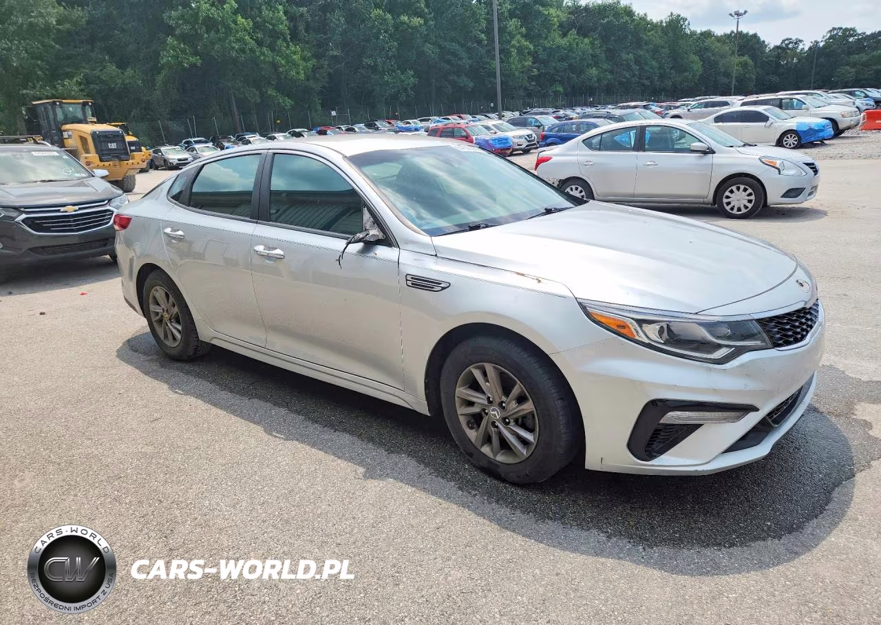 2020 Kia Optima Lx VIN:5XXGT4L37LG450086 - 4