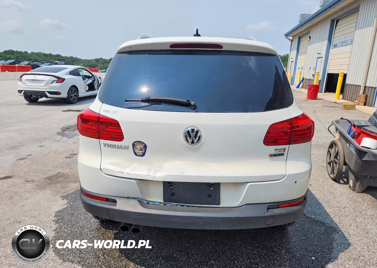 2017 Volkswagen Tiguan Wolfsburg VIN:WVGSV7AX4HW503131 - 6