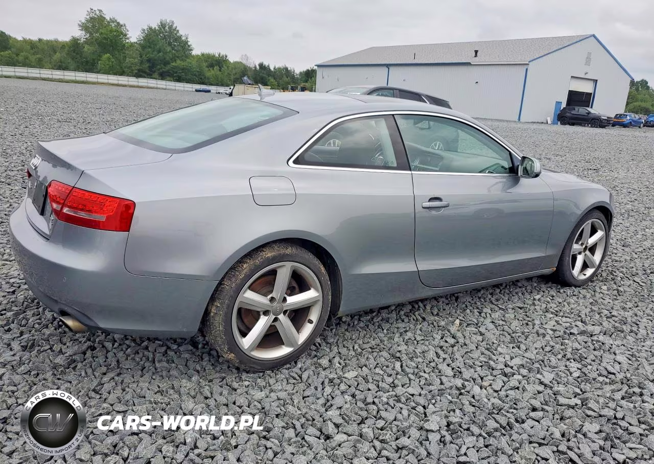 2010 Audi A5 Prestige VIN:WAUVKAFR8AA009517 - 3