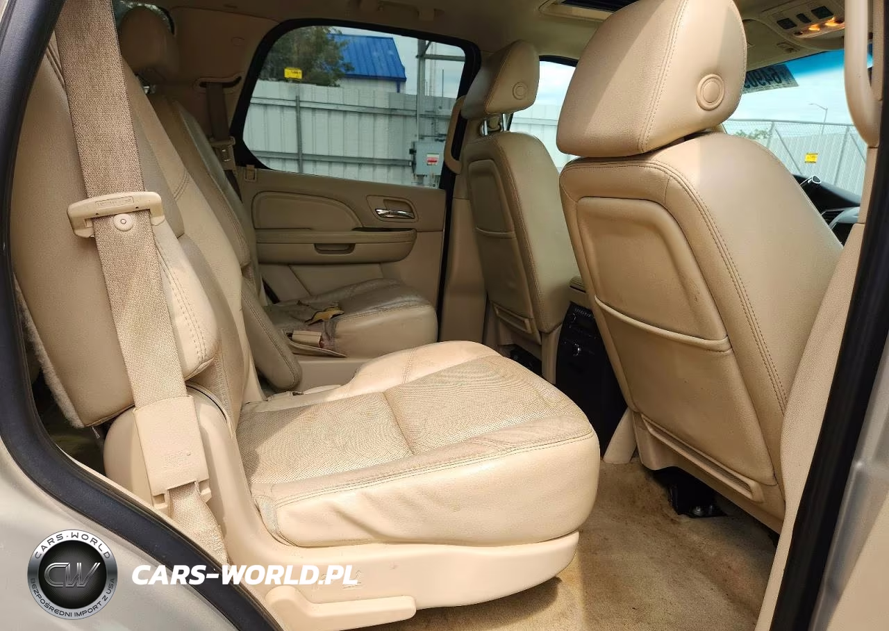 2007 Cadillac Escalade Luxury VIN:1GYFK63847R337571 - 11