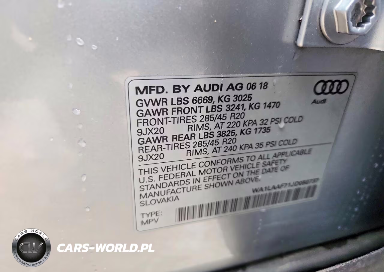 2018 Audi Q7 Premium Plus VIN:WA1LAAF71JD050737 - 12