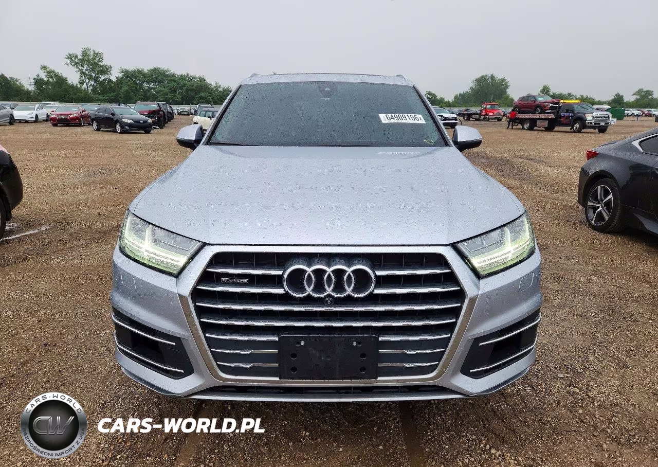 2018 Audi Q7 Premium Plus VIN:WA1LAAF71JD050737 - 5