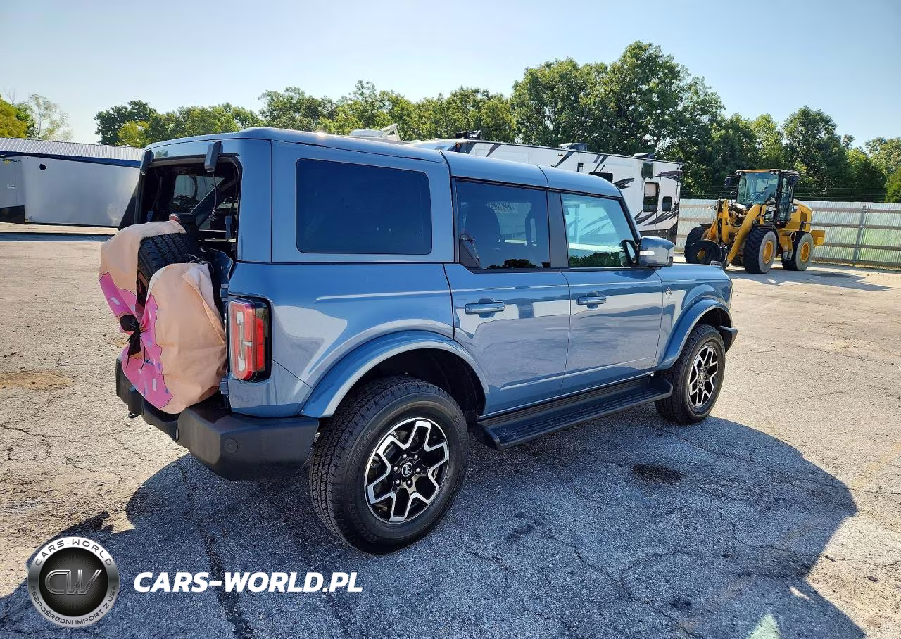 2025 Ford Bronco Outer Banks VIN:1FMDE8BHXSLB52370 - 3