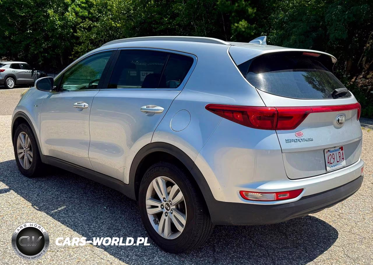 2018 Kia Sportage Lx VIN:KNDPMCAC7J7300687 - 3