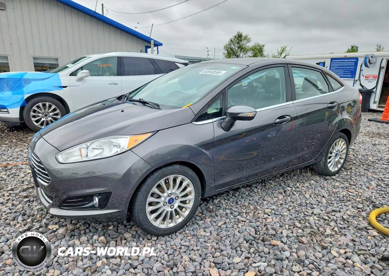 2015 Ford Fiesta Titanium – zdjęcie 1 z 12