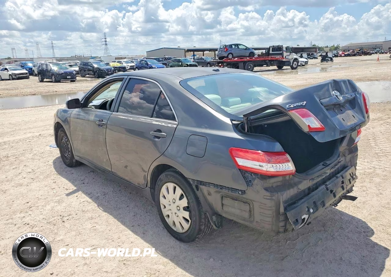2011 Toyota Camry Le VIN:4T1BF3EK2BU776513 - 3