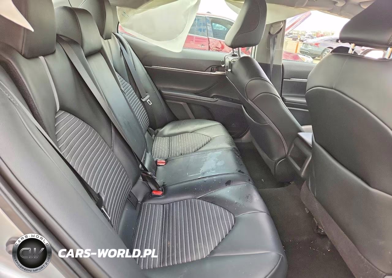 2020 Toyota Camry Se VIN:4T1J31AK2LU537768 - 10