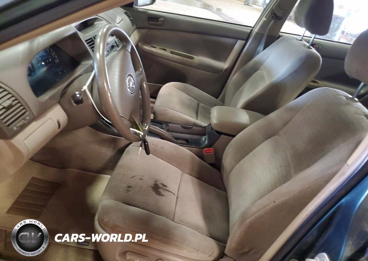 2004 Toyota Camry Le VIN:4T1BE32KX4U358582 - 7