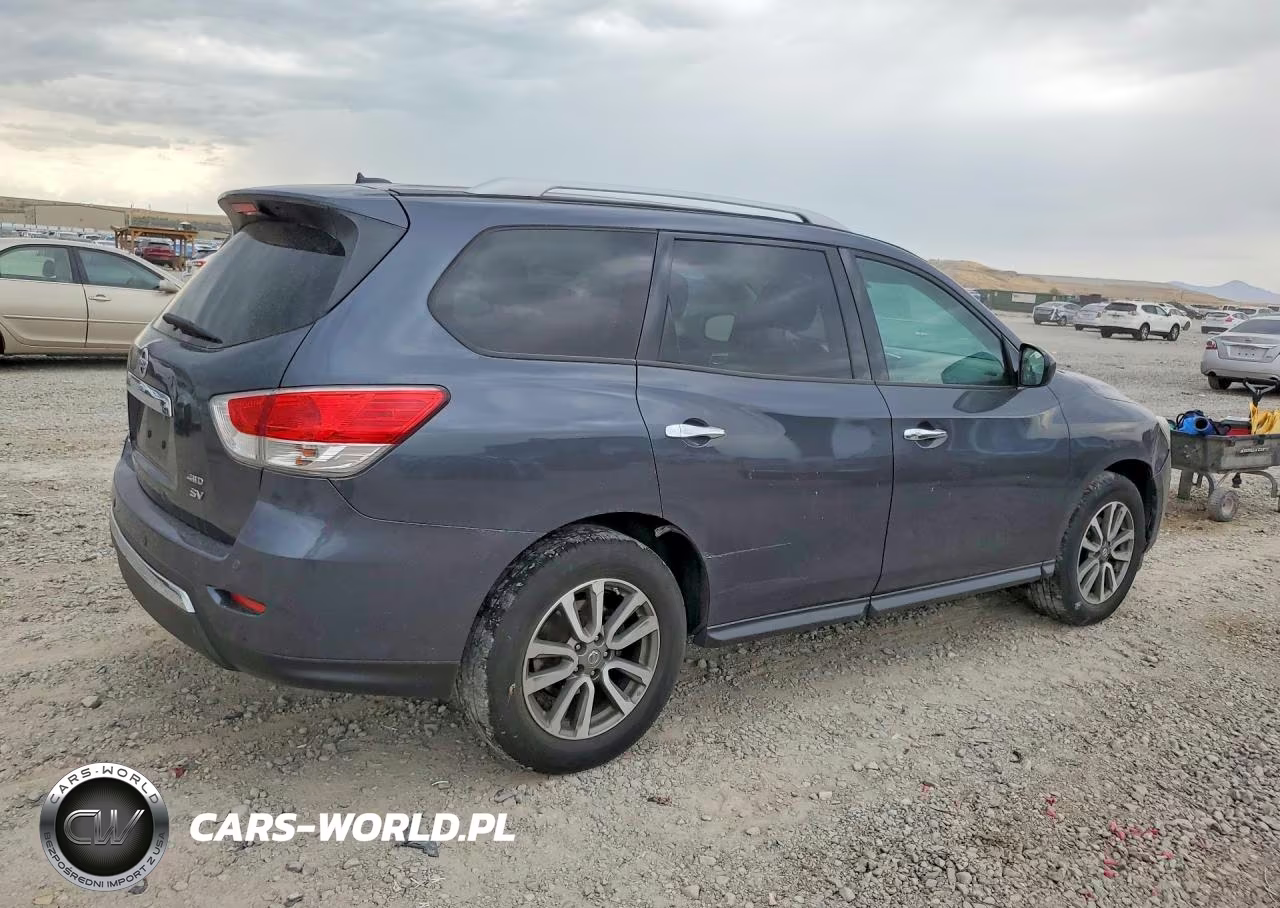 2013 Nissan Pathfinder S VIN:5N1AR2MM0DC639451 - 3