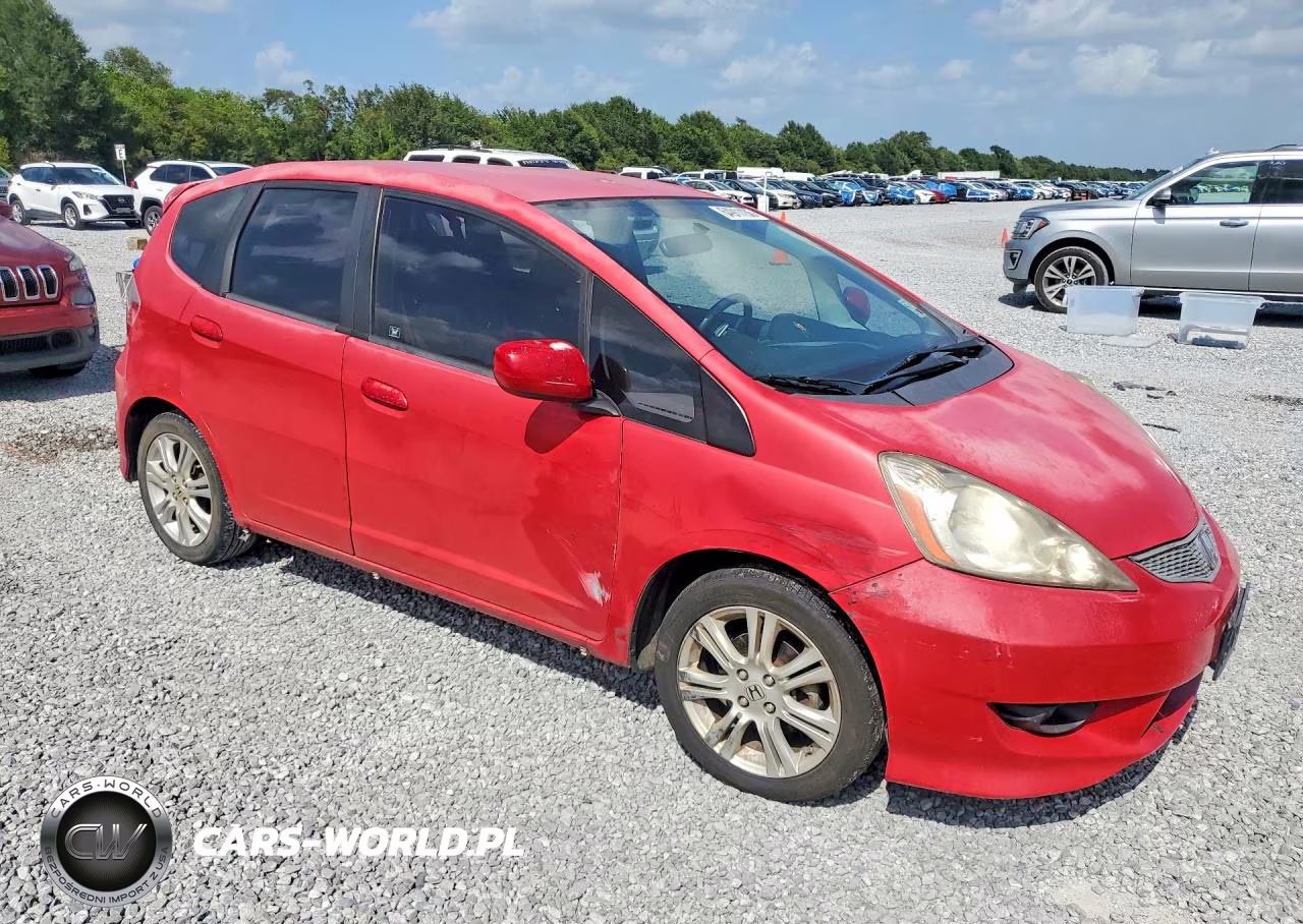 2011 Honda Fit Sport VIN:JHMGE8H52BC022337 - 4