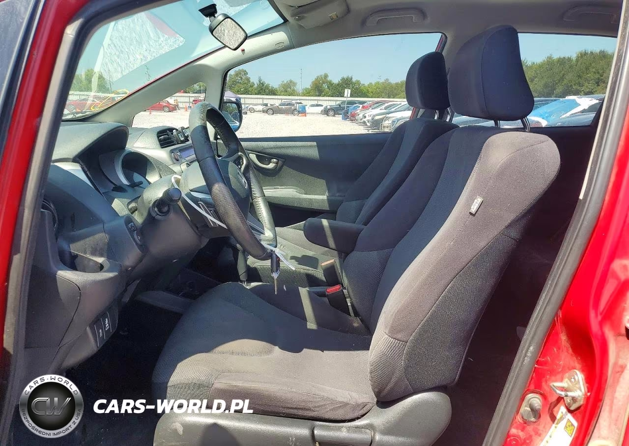 2011 Honda Fit Sport VIN:JHMGE8H52BC022337 - 7