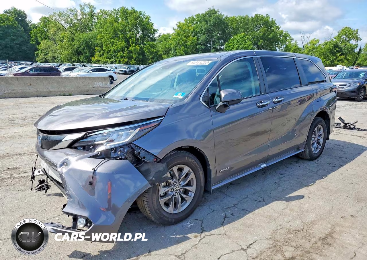 2021 Toyota Sienna Xle – zdjęcie 1 z 14