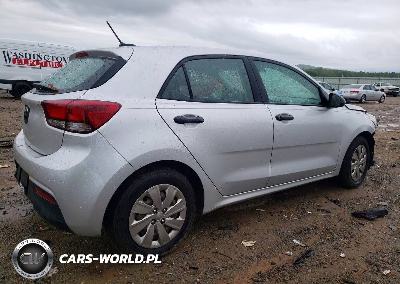 2018 Kia Rio 5-Door Lx VIN:3KPA25AB4JE096025 - 3