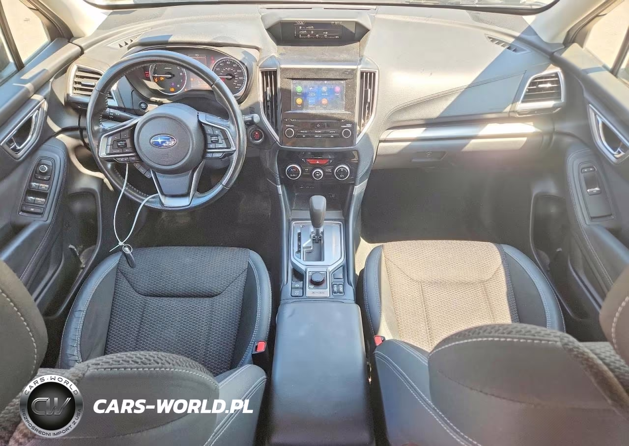 2019 Subaru Forester Premium VIN:JF2SKAGC4KH413201 - 8