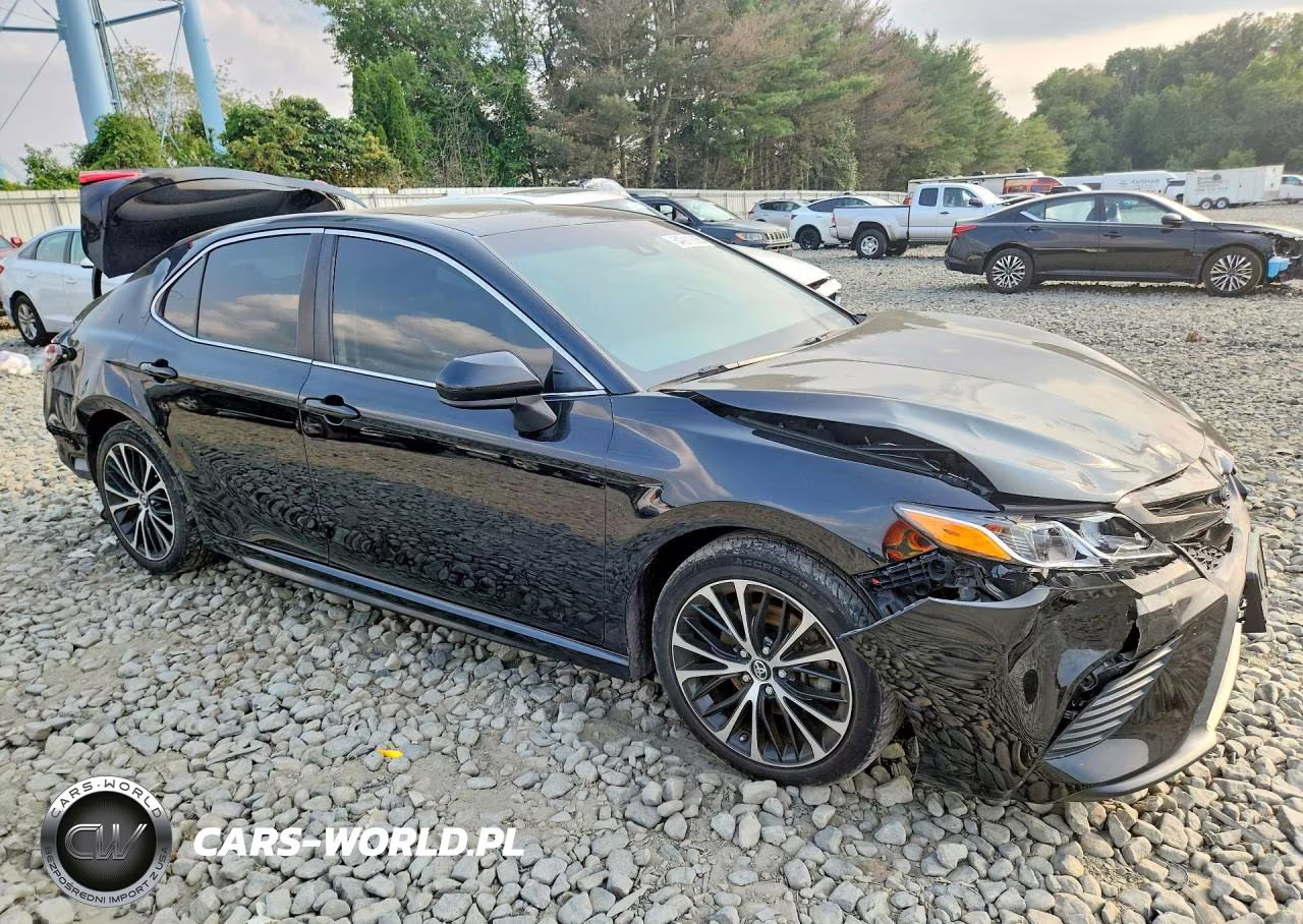 2018 Toyota Camry Se VIN:4T1B11HK8JU642568 - 4