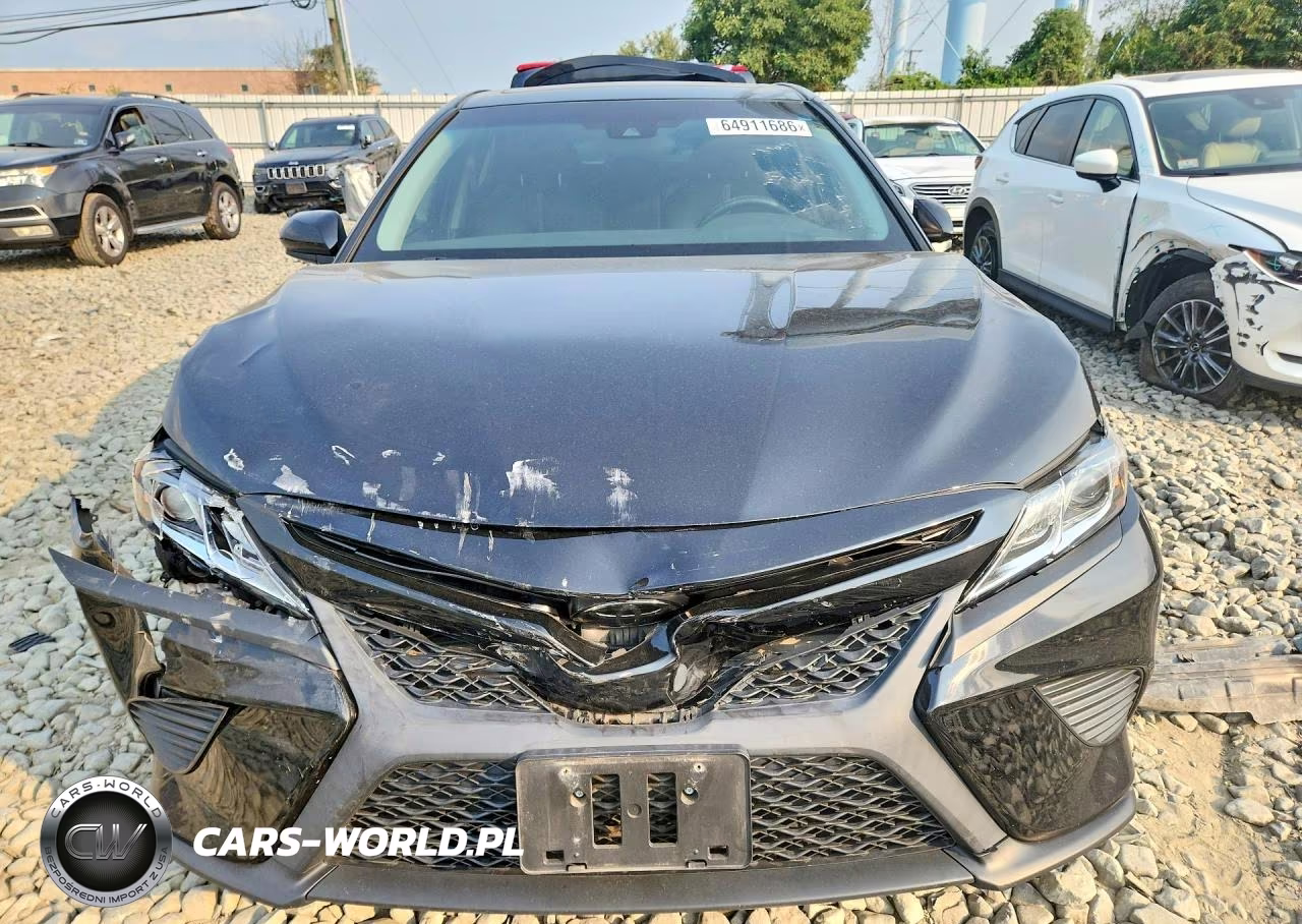 2018 Toyota Camry Se VIN:4T1B11HK8JU642568 - 5
