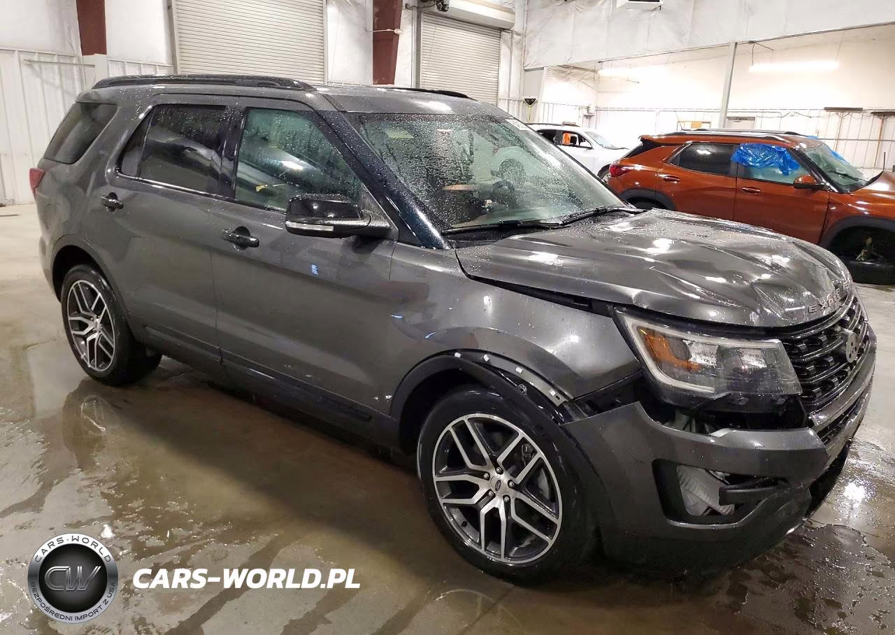 2017 Ford Explorer Sport VIN:1FM5K8GT2HGC85054 - 4