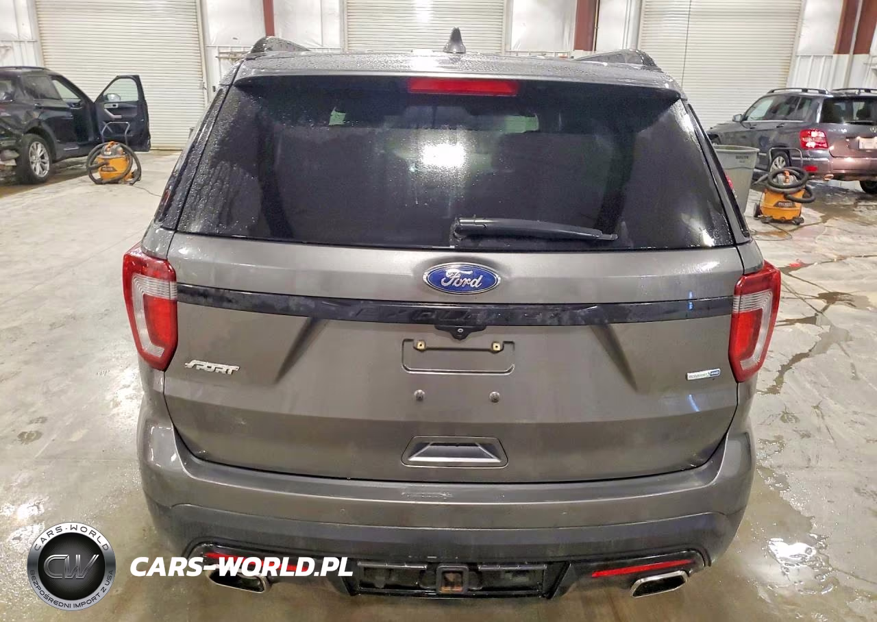 2017 Ford Explorer Sport VIN:1FM5K8GT2HGC85054 - 6